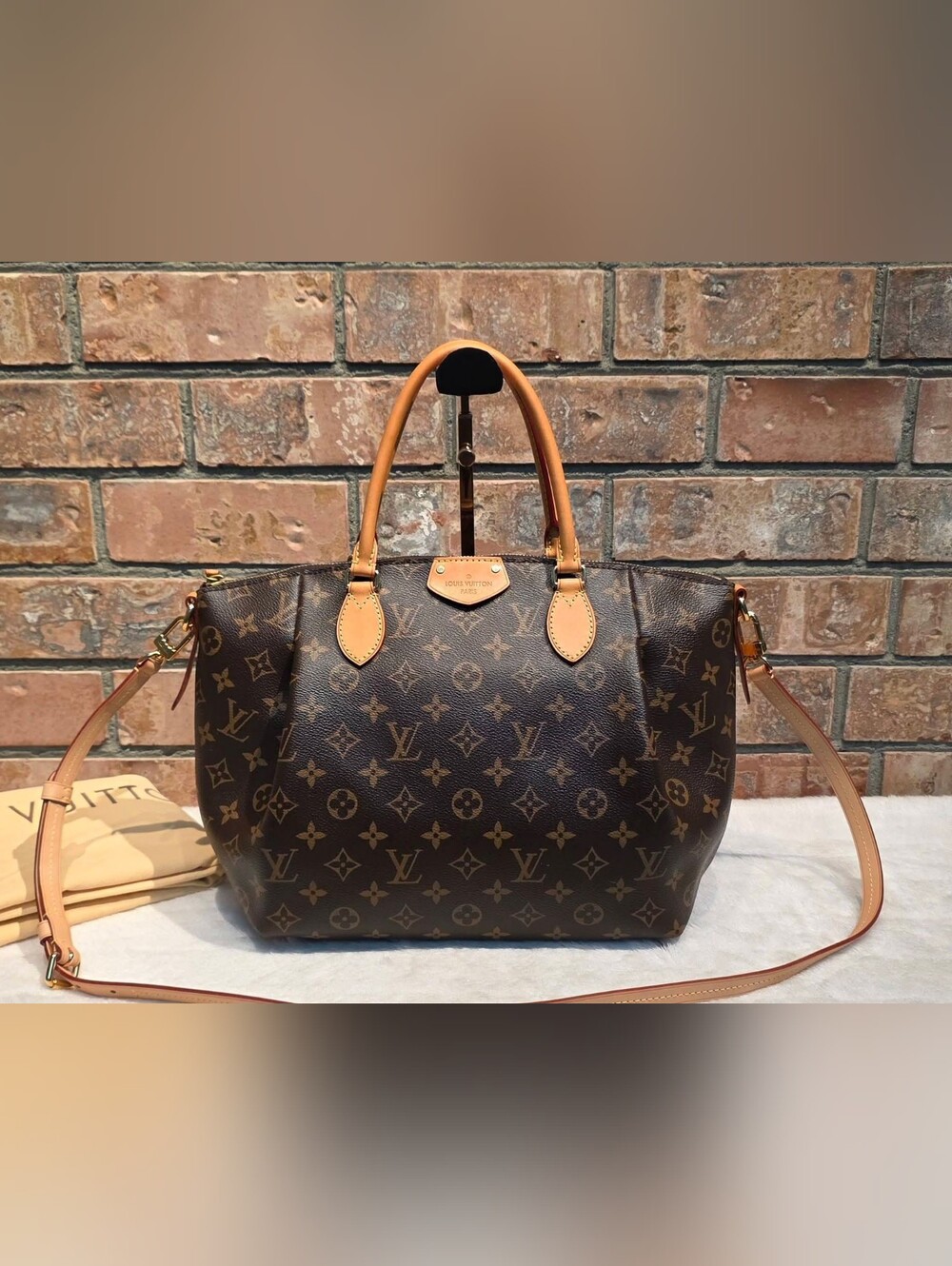 Authentic Louis Vuitton Turenne MM